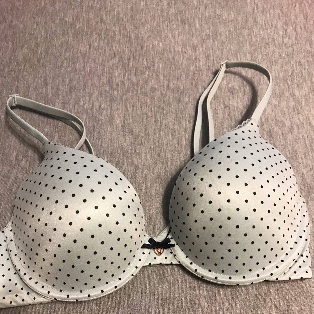 Brand new Victoria secret bra